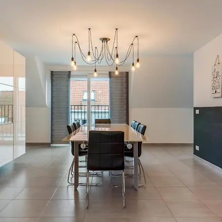 Apartment Penthouse Duplex Statler